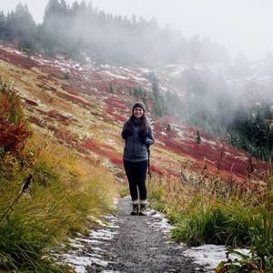 Meet your Posher, Danielle